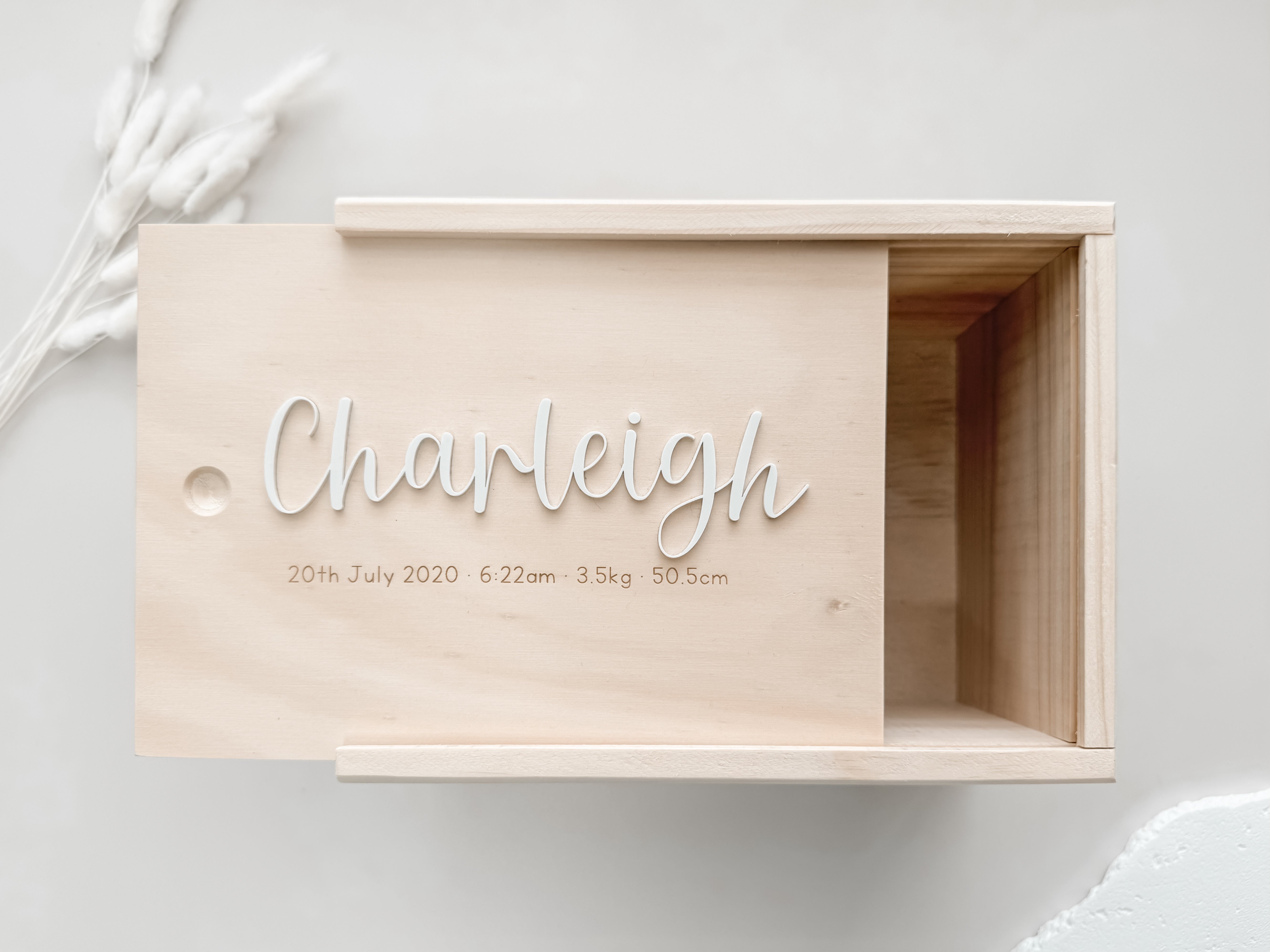 PERSONALISED BABY KEEPSAKE BOX